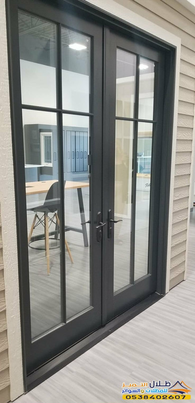 باب Pivot بانورامي