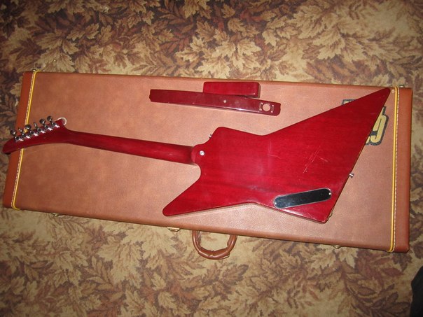 x_e17f226fGibson Explorer