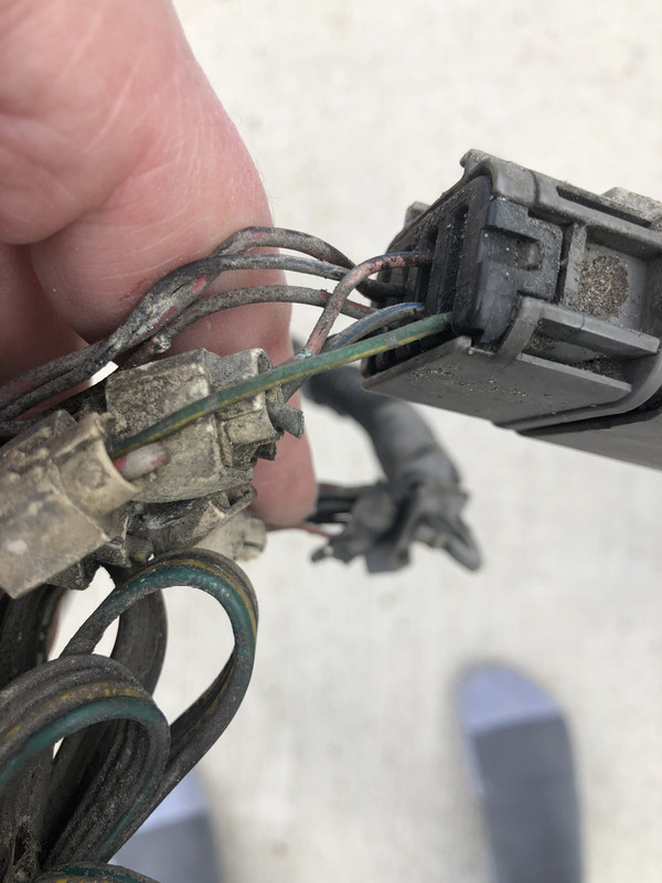 60FA77A2-EAFC-4CF8-A47D-97D568050211