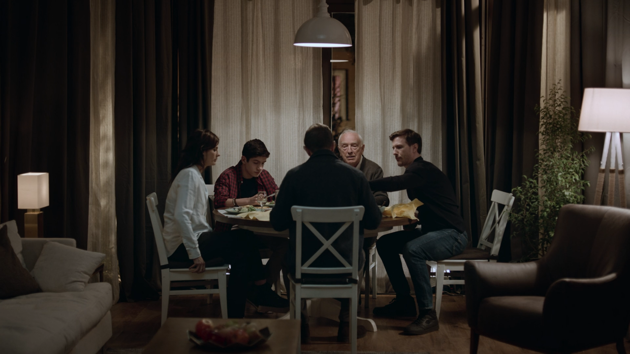 Absentia.S03E01.Tabula.Rasa.ITA.ENG.1080p.AMZN.WEB-DLMux.H.264-MeM.mkv_snapshot_21.07_[2020.09.20_16