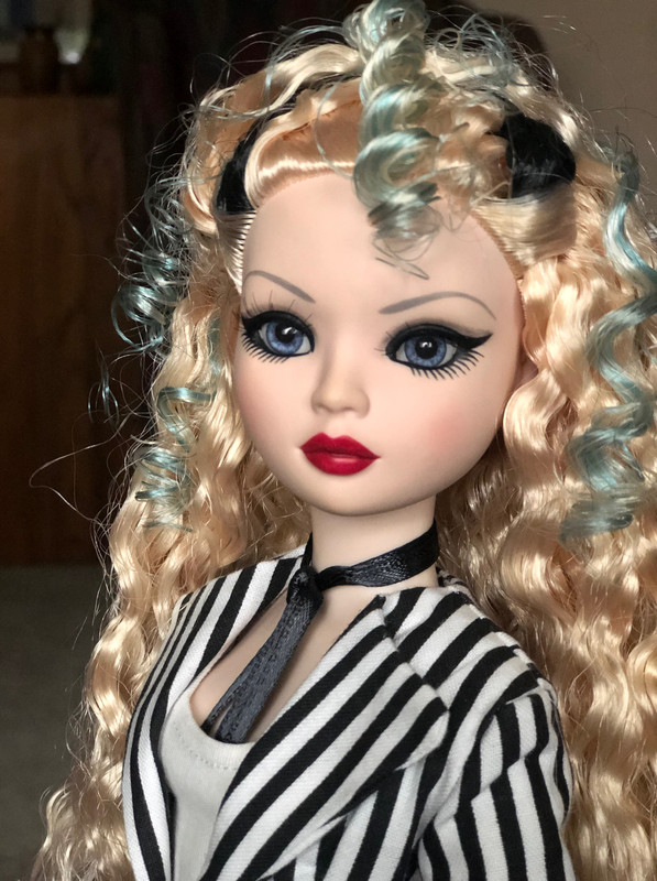 sparkling luna: eotd : catrice have you seen alice ? -... 310230507 5812844295435060 8763015494071736660 n — Postimages