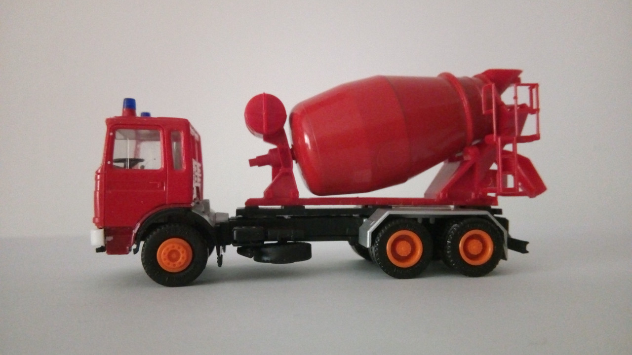 Mach (7443)
