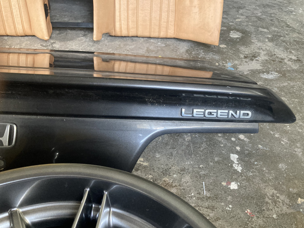 FB79AA70-4FDF-4CE2-BFE0-6E726C18059B