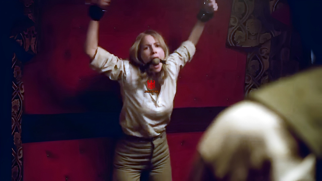 Laura Ramsey 5 - The Sixth Gun 2013