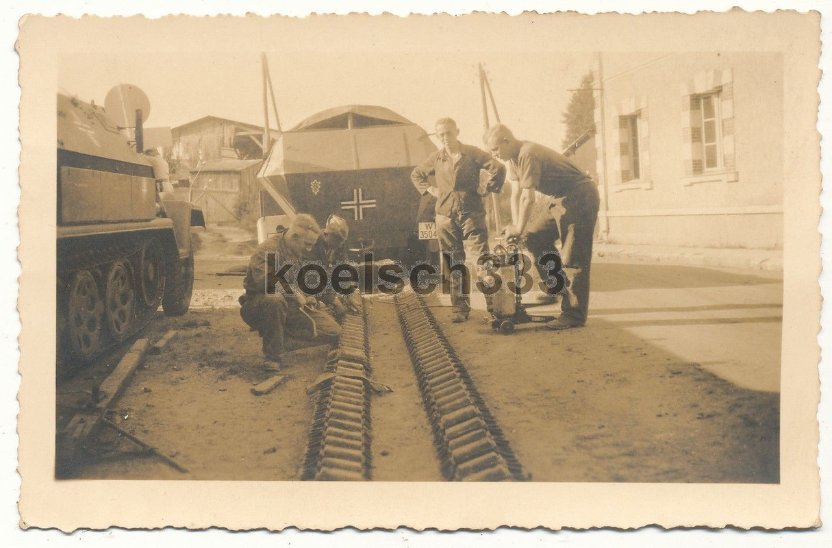Foto Gleisketten Fettung Schützenpanzer Panzer H