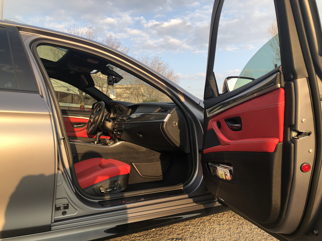 8EB185B5-63D3-4AE1-A411-161980C304C8