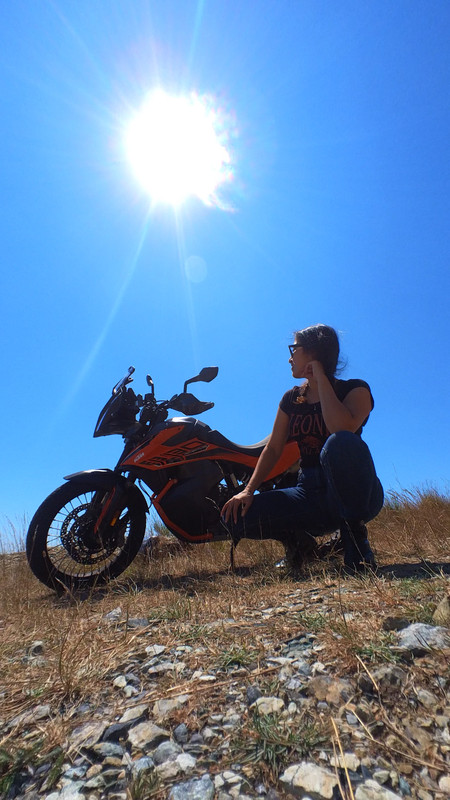 EAA00D54-2C59-4AE8-8F6A-AACB4D6185D1