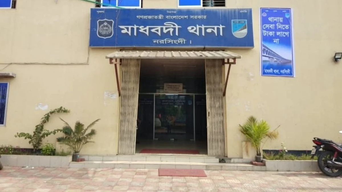 নরসিংদীতে আধিপত্য নিয়ে টেঁটাযুদ্ধ, আহত ১২