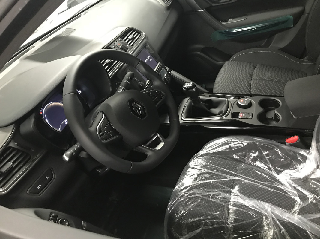 40149418-C651-407D-8DE5-1F031421C3E0