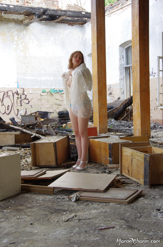 MarvelCharm_Nicolette-Ruins-061