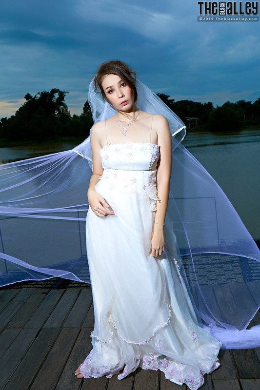 natcha-10-001