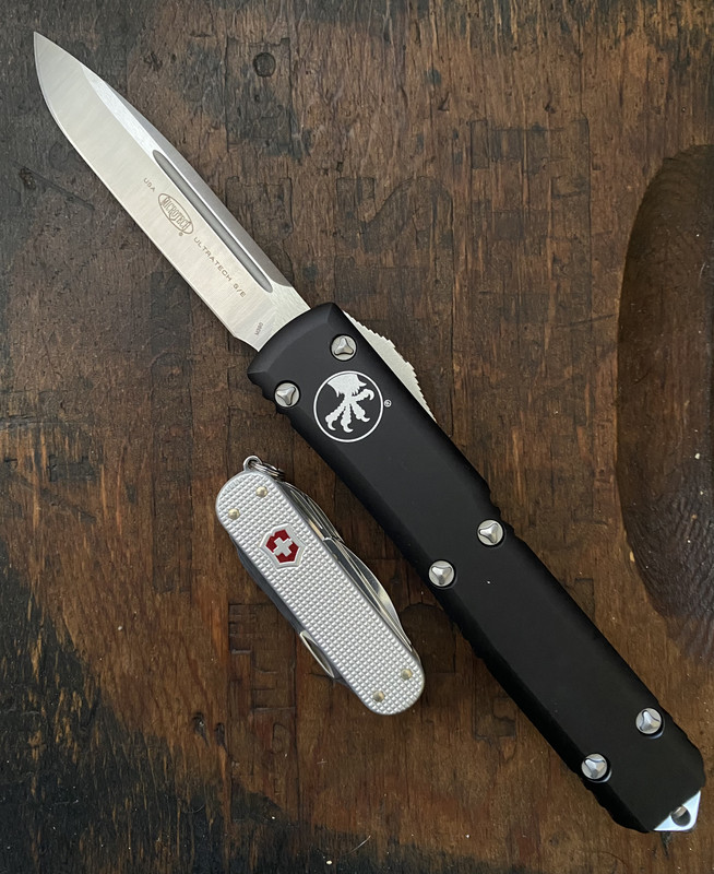 4D583C41-52D5-4387-9E6A-7E0234200393