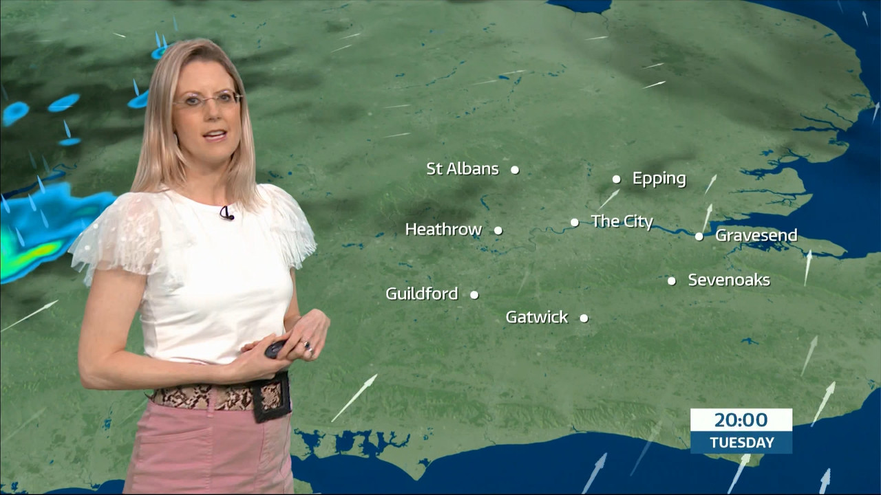 ITV News London_20230620_18001830.ts_snapshot_24.52.438