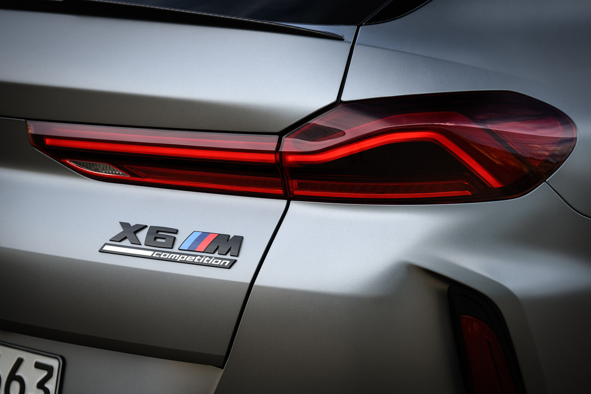 P90495586_highRes_the-new-bmw-x6-m-com