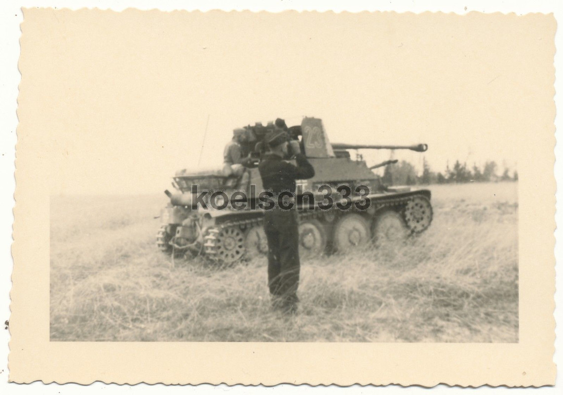 Foto 19. Panzer Div. - Panzerjäger Kampf Marder 