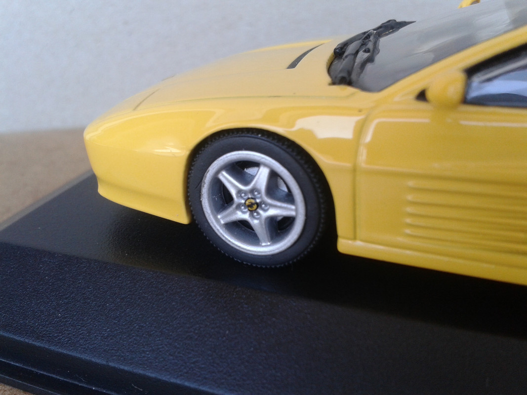 1991 Ferrari 512 TR (Minichamps) (13)