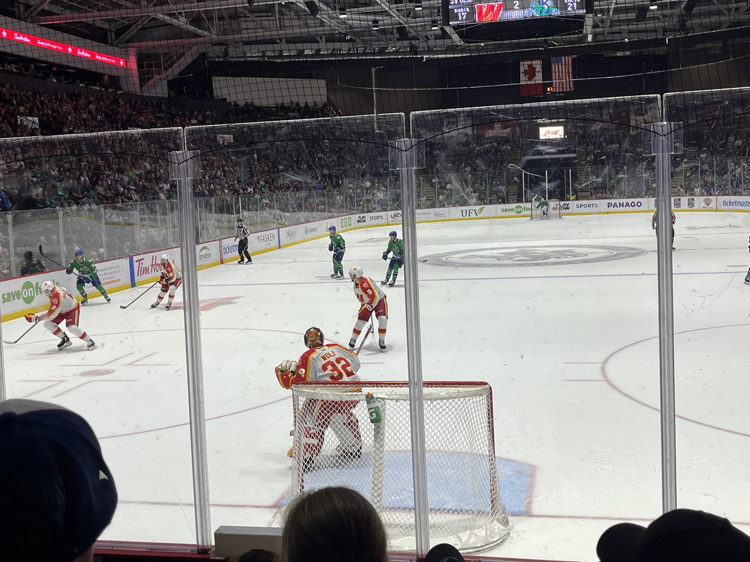 5B295EC1-FC50-4AF8-9A0B-9EDC47908609