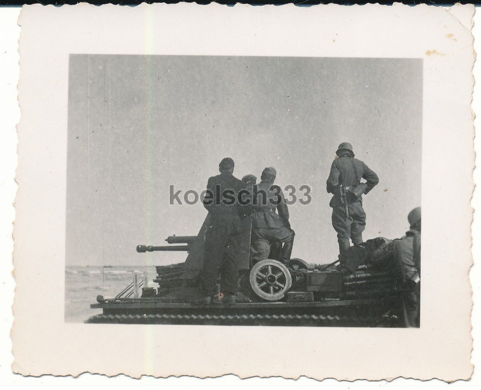 Foto Panzermänner auf Panzerjäger I Panzer Kampf