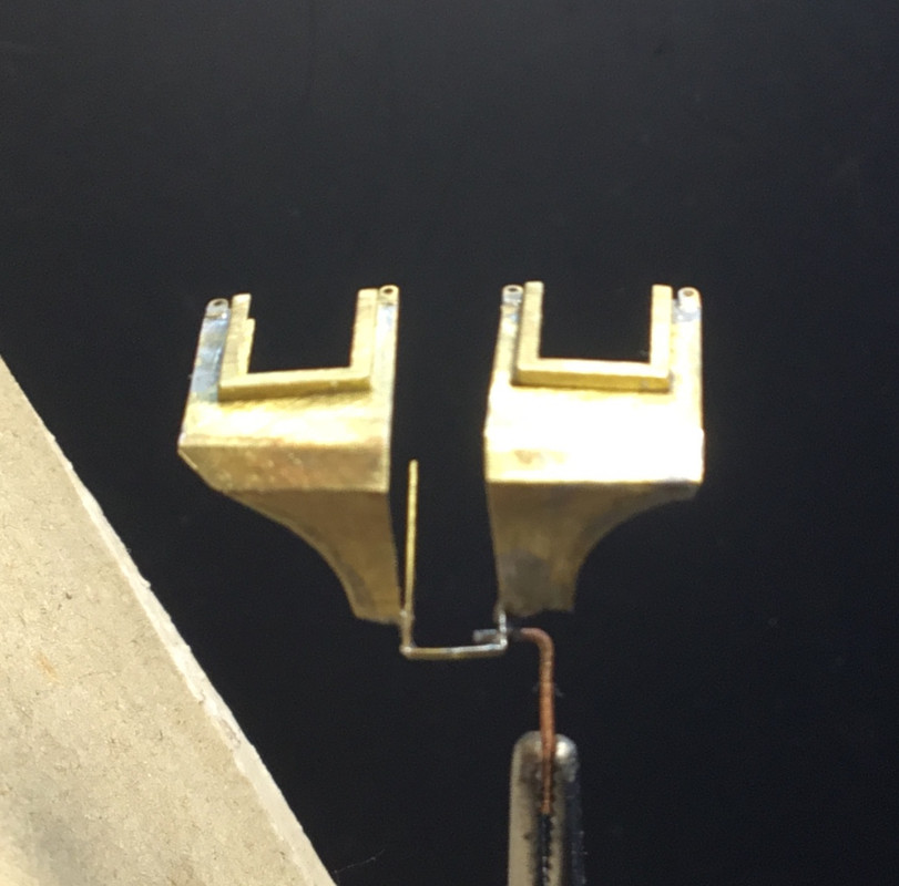 B5FEFAE1-BEE1-4973-96D5-B8B3B3874DC3