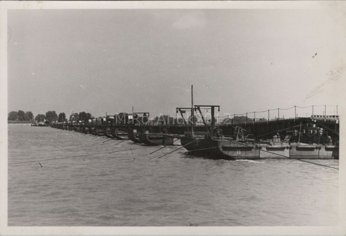 4 x Foto, 1. San Komp. 235, Marsch durch Rumänien und Bulgarien 1940