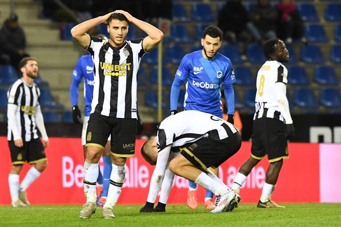 Sporting Charleroi vs Genk, 02h45 ngày 20/12