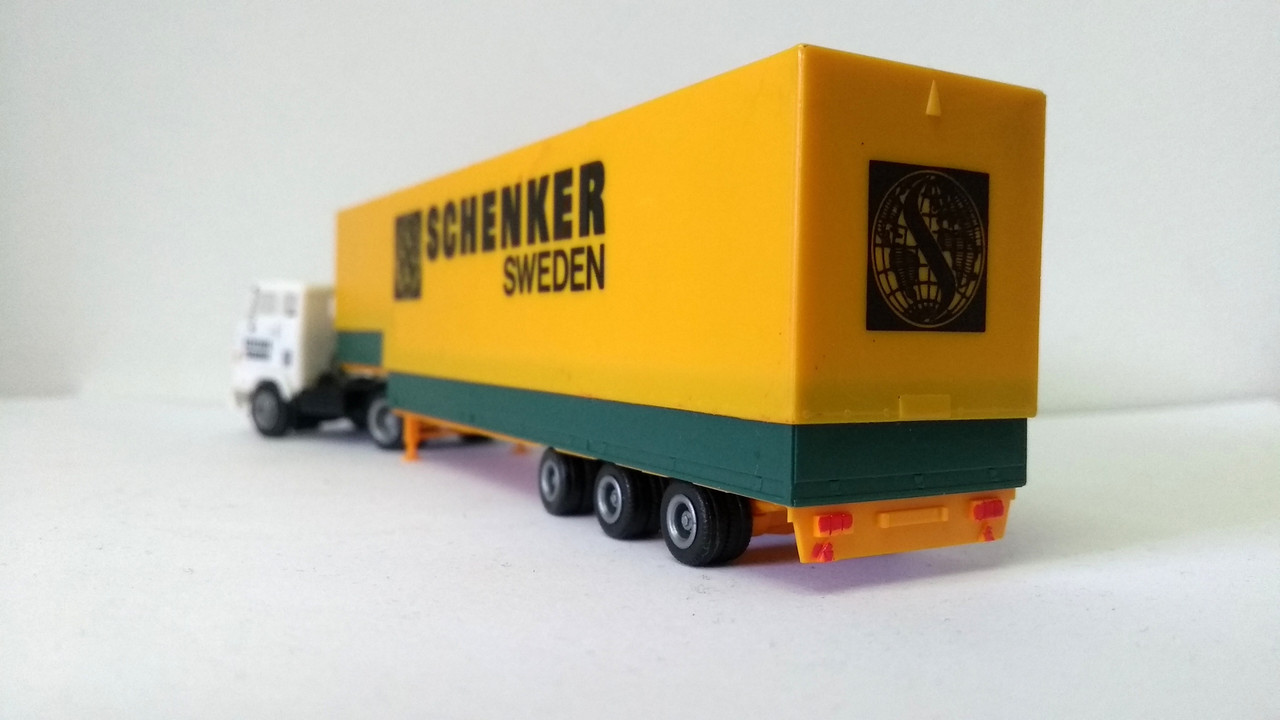 Mach (2638)
