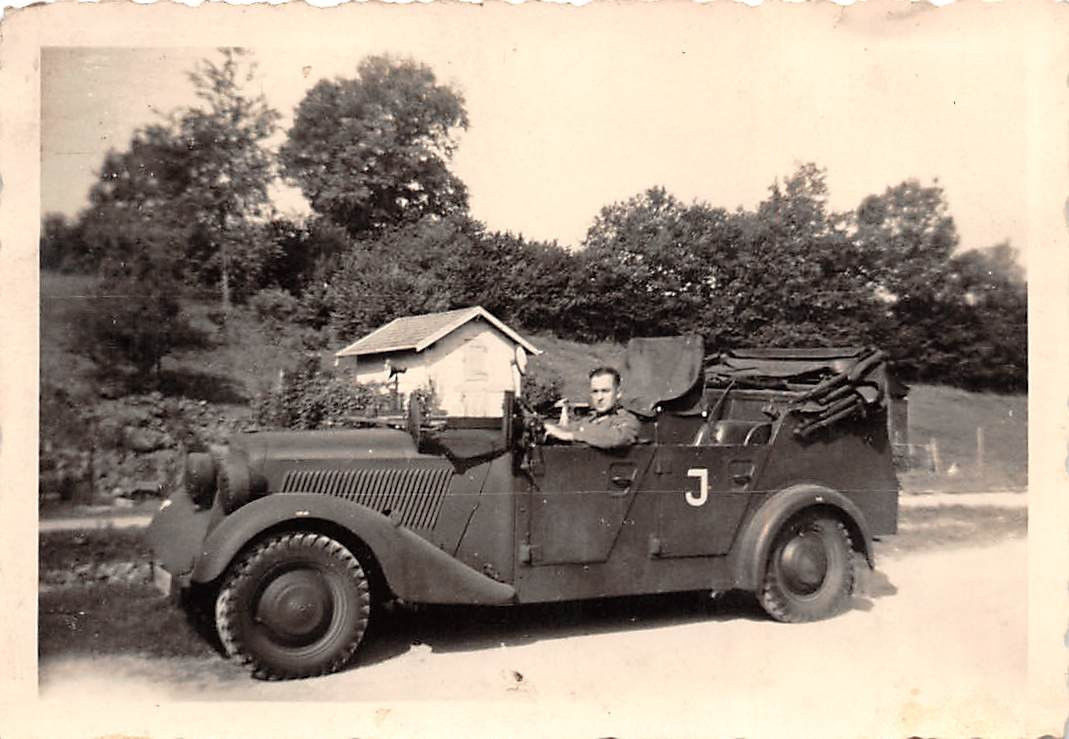 Mercedes Kübelwagen 170 V bei Kielce Polen