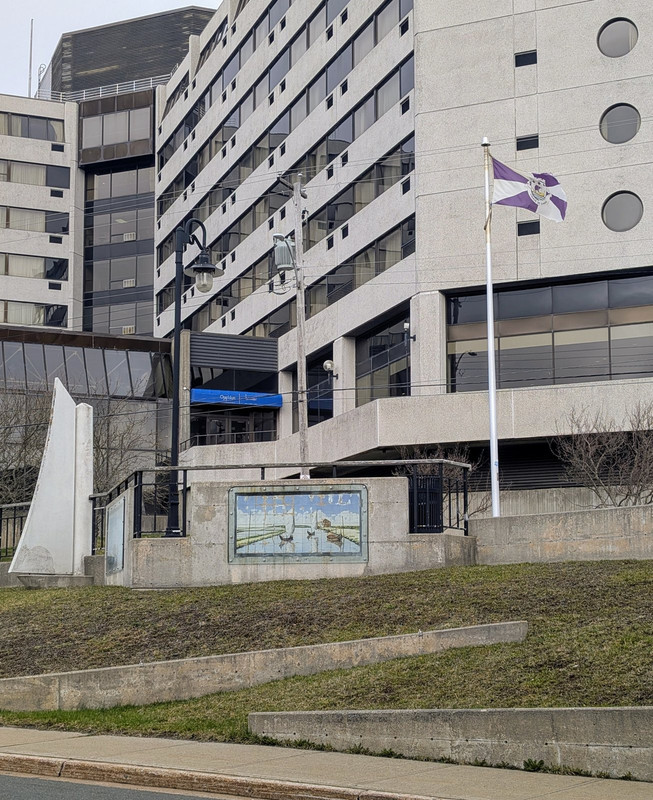 PXL_20250421_115055480.MP~2