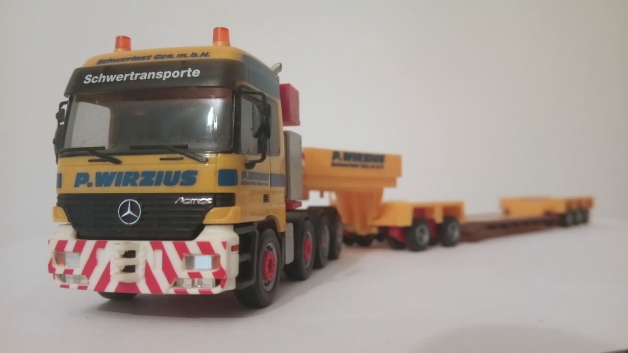 Macht (9437)