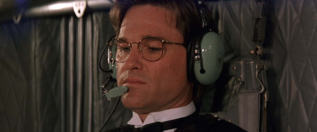 Executive Decision 1996 (1080p x265 10bit Tigole