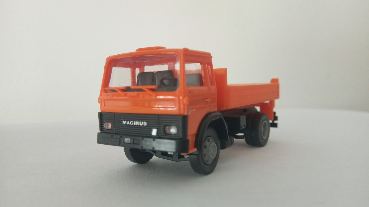 Mach (9775)