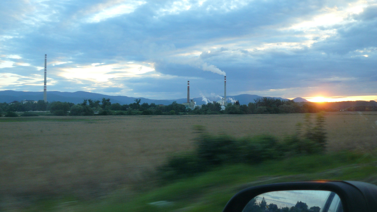 [Obrazek: 0d1a3cd1186bffe3.jpg]