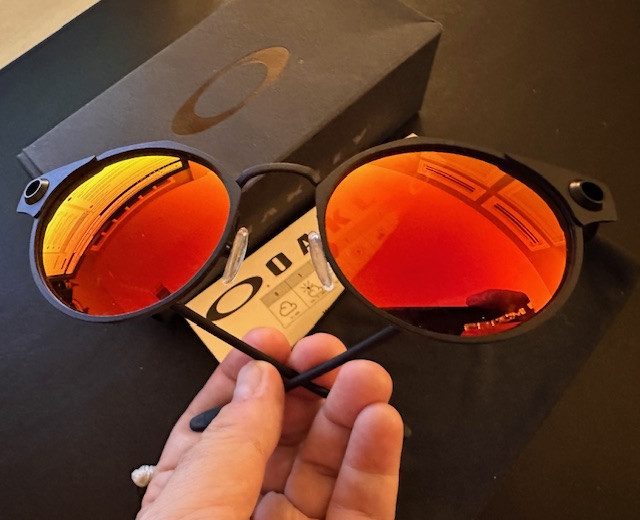 Maui Jim, Oakley, Abaco sunglasses | BladeForums.com
