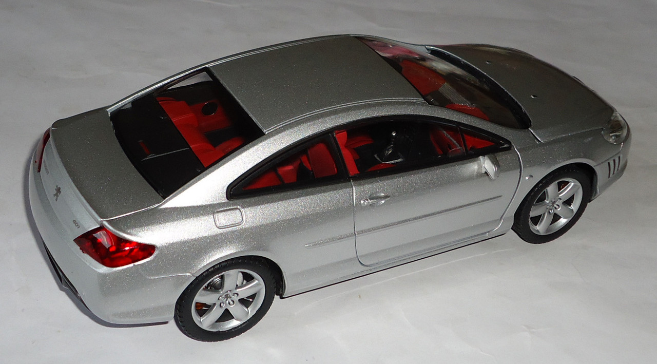 Peugeot-407 Coupe1