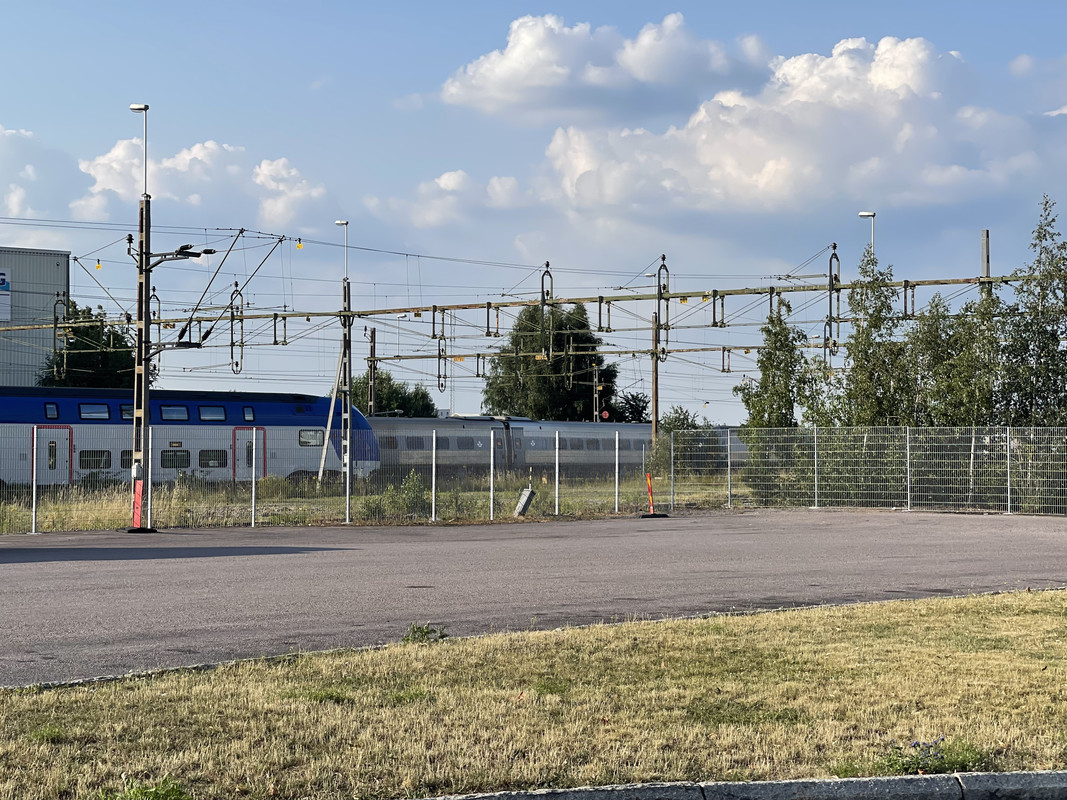 B8425A64-C15F-4CB6-BE15-6F33FE6A341E