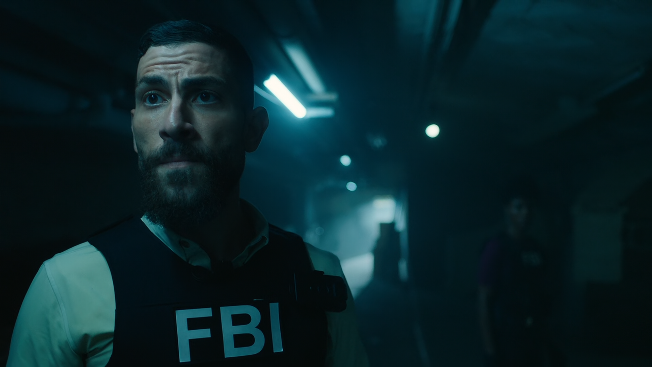FBI.S05E01.Hero’s.Journey.1080p.10bit.AMZN.WEB-DL.DDP5.1.HEVC-Vyndros.mkv_snapshot_25.41_[2022.09.22