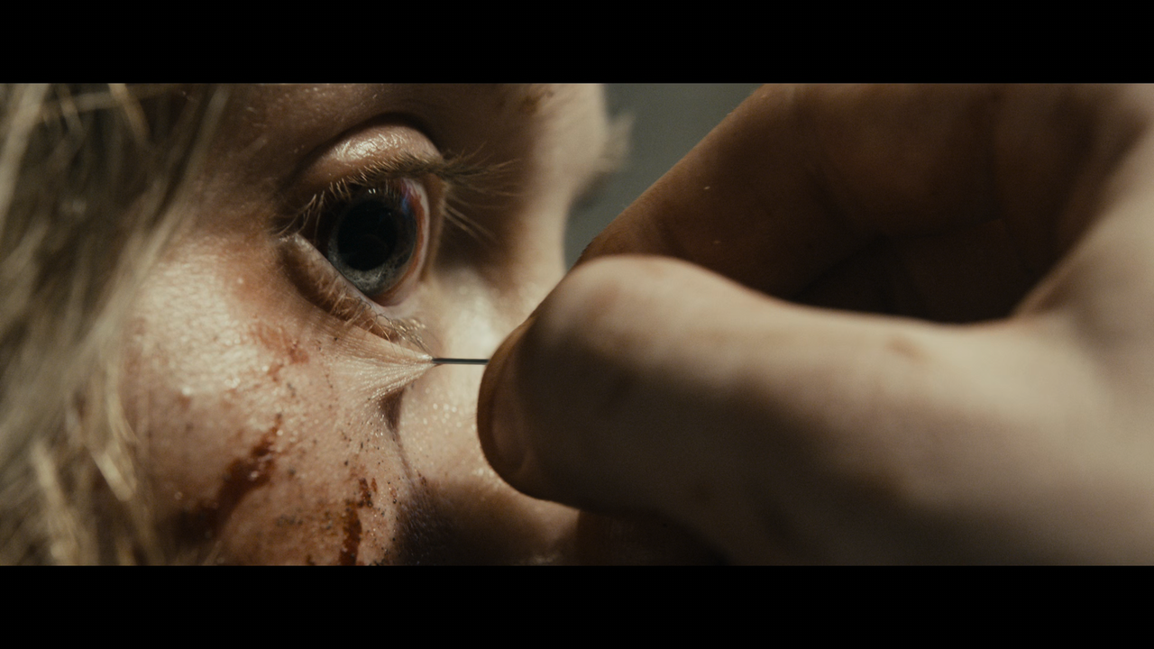 Evil.Dead.2013.Unrated.2160p.UHD.BDRemux.DTS-HD.MA.5.1.HDR.DoVi.P8.by.DVT.mkv_snapshot_00.44.07_[202