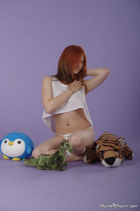 MarvelCharm_Lena-Playtime-035