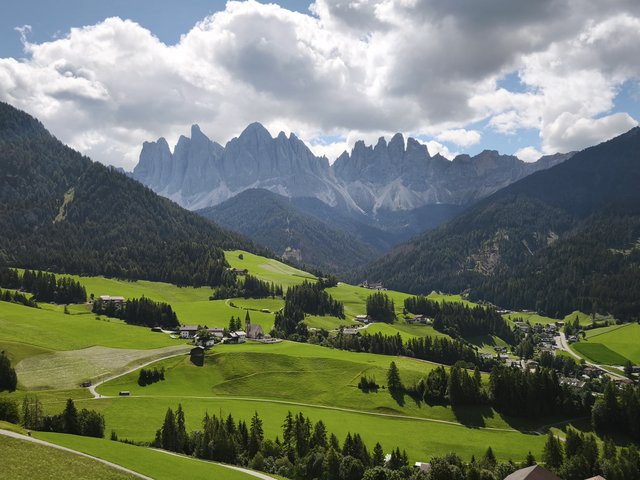 Dolomitas y noreste de Italia en verano de 2025 (En construcción) - Blogs de Italia - DÍA 5 – Iglesias Sta. Maddalena y S. Giovanni / Chiusa / Bolzano (5)