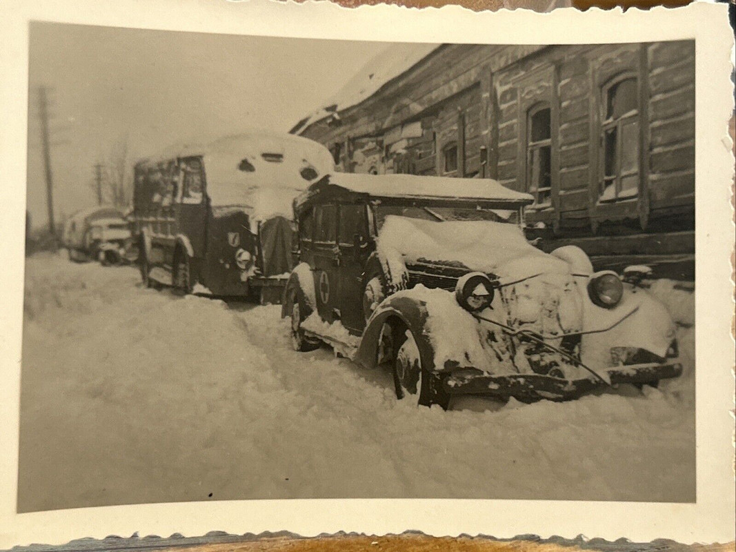 Foto Wk2 Front Wehrmacht Fahrzeug Pkw LKW Kübel Soldat Kampf Schnee Winter