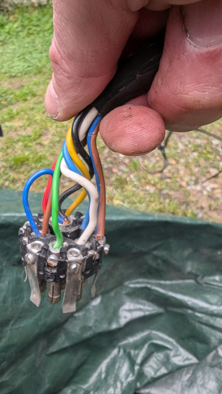 PXL 20260215 144015085 MP