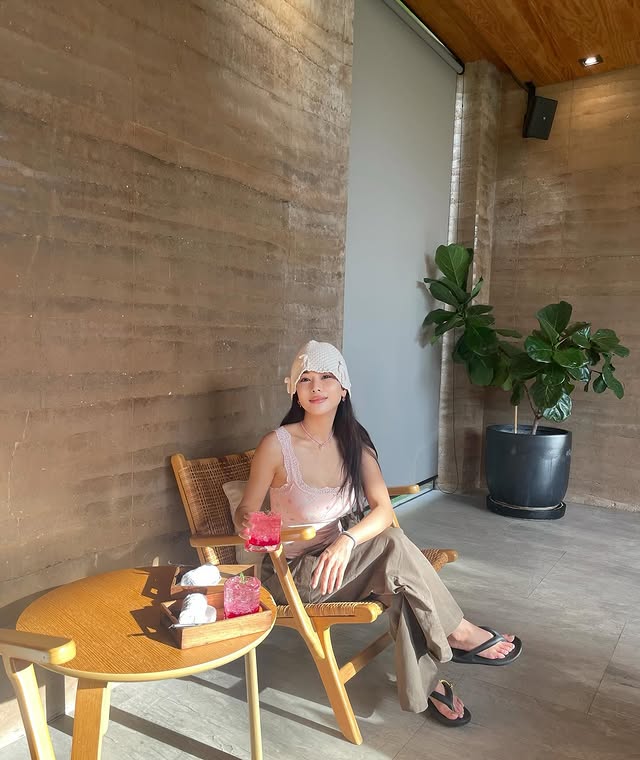 gal-9790562-20250517082541-207469b