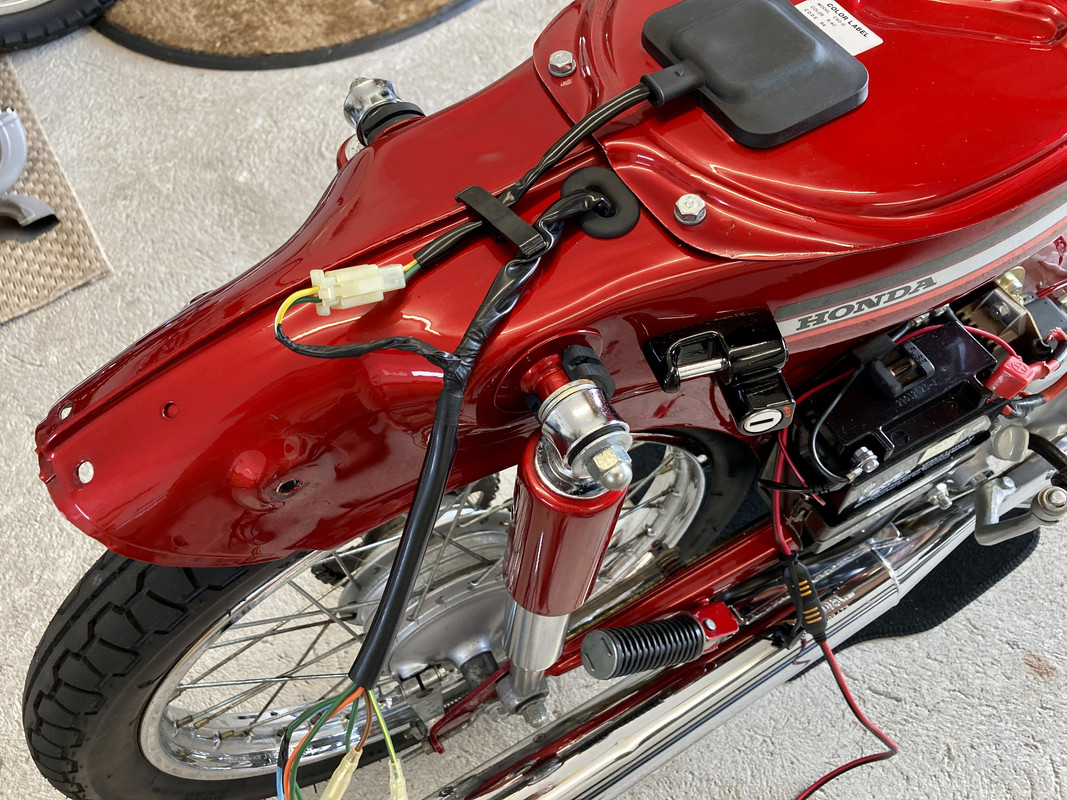 3C506E33-6D5D-4474-A8DF-B5108D04A0A7