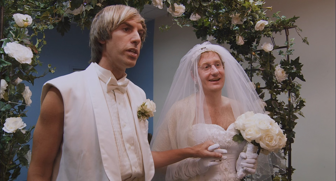 Bruno 2009 (1080p x265 10bit Tigole).mkv_snapsho