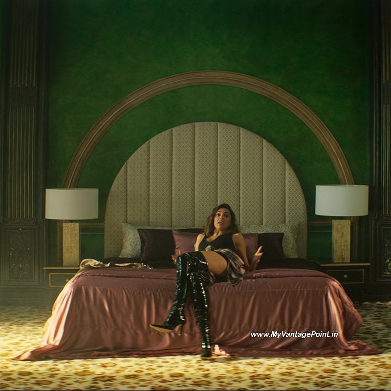 52-Deepika-Padukone-Hot-Scene-in-Pathaan-Movie-with-Shah-Rukh-Khan-My-Vantage-Point