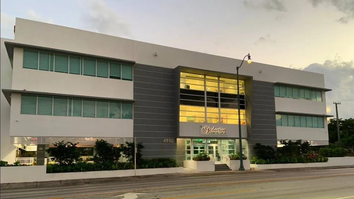 Mujer muere tras cirugía de levantamiento de glúteos: familia demanda al médico