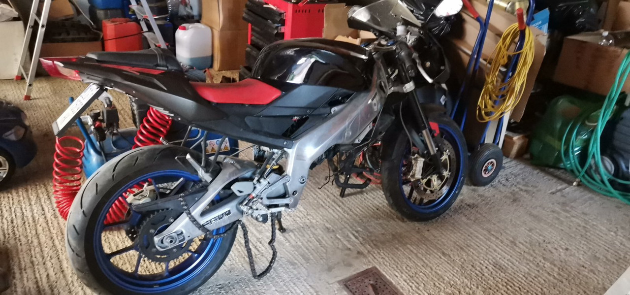 APRILIA_2020-07-22_20-44-33