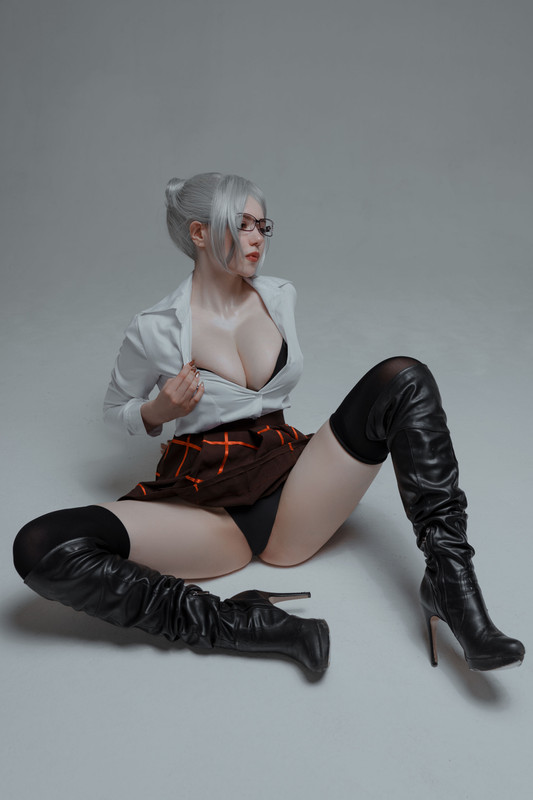 [Image: Alin-Me-Sh-17.jpg]