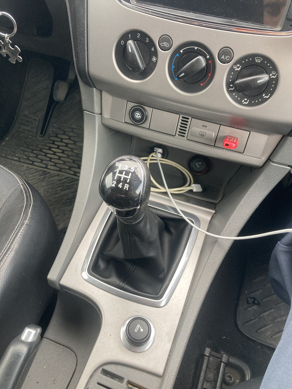 0C433E3F-5220-4ECD-91D8-56AD1549F94F