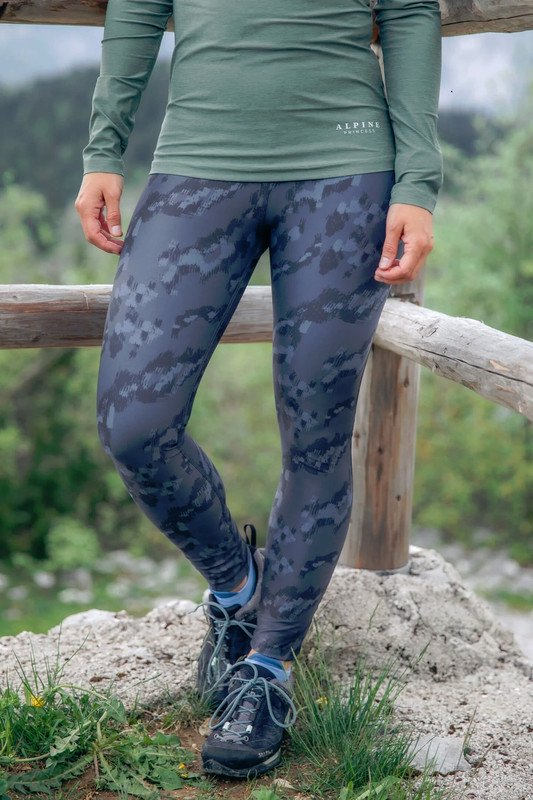 legins-w-a-view-@alpine.princess WEBSITE...